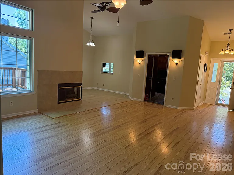 379 Schad Ct SW — Photo 4