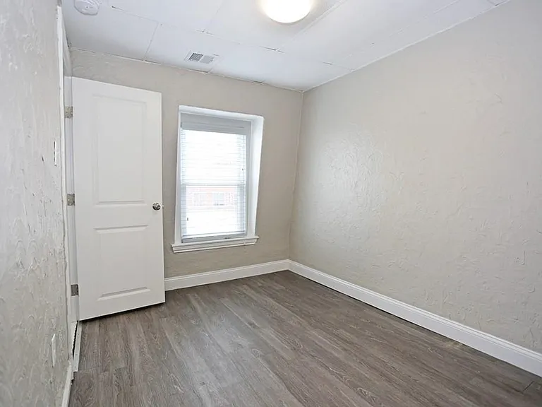 133 Eutaw St #3 — Photo 4