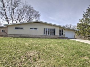 1759 Hunt Ct, Decatur, IL 62526