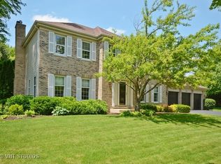 3218 Charlemagne Ln, St Charles, IL