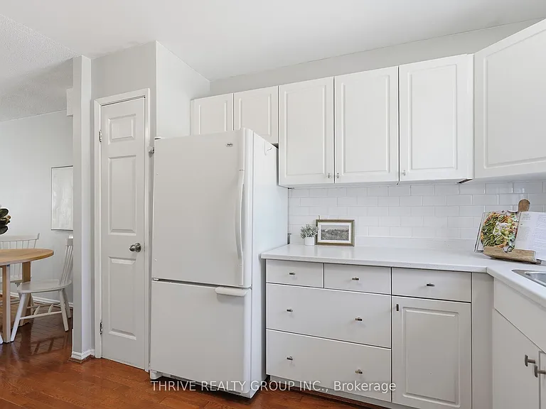 215 Commissioners Rd W #10 — Photo 6