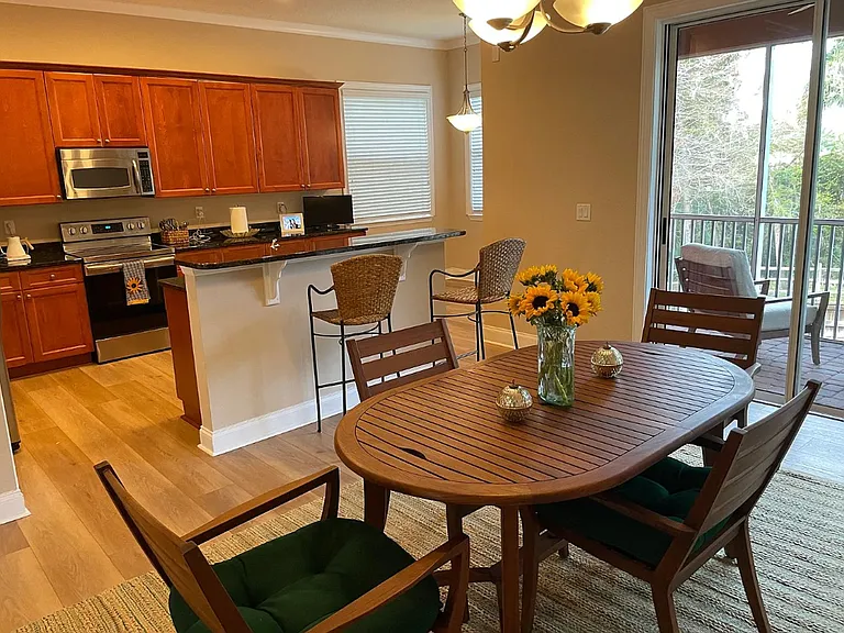 134 Hidden Palms Ln #201 — Photo 1
