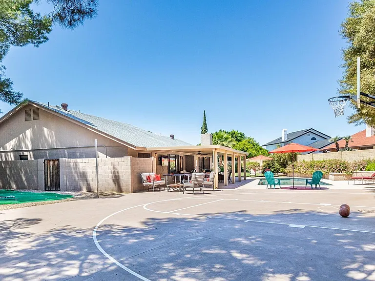 5216 E Monte Cristo Ave — Photo 13