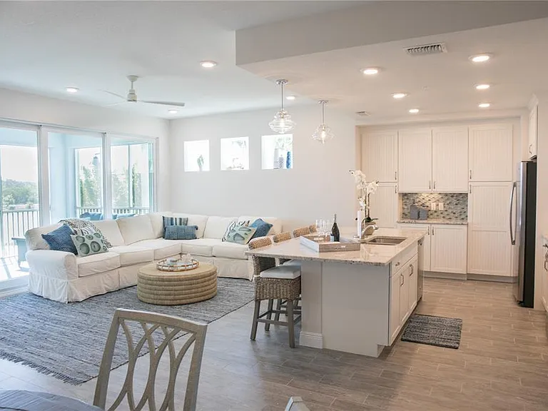 387 Aruba Cir #103 — Photo 7