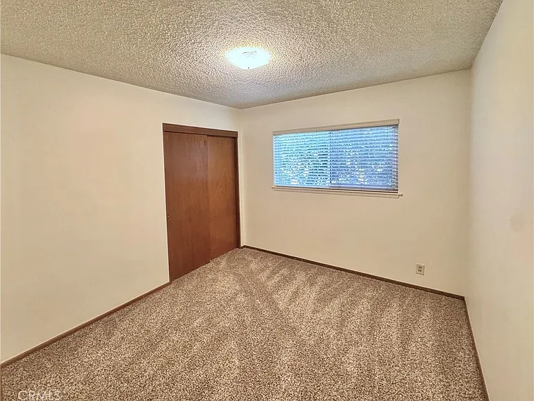 509 California Dr — Photo 18