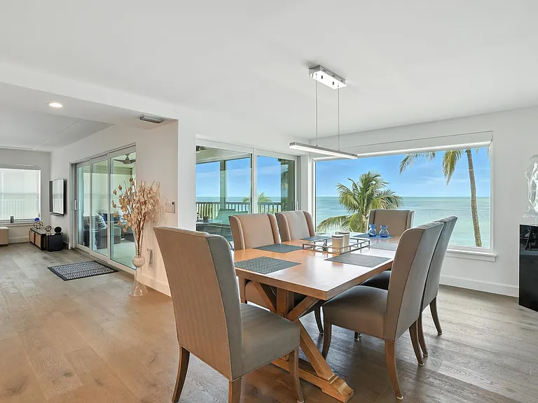 9517 Gulf Shore Dr #401 — Photo 4
