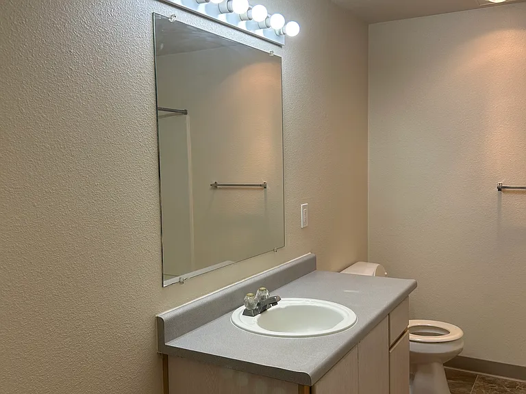Gable Park Apartments — Photo 9