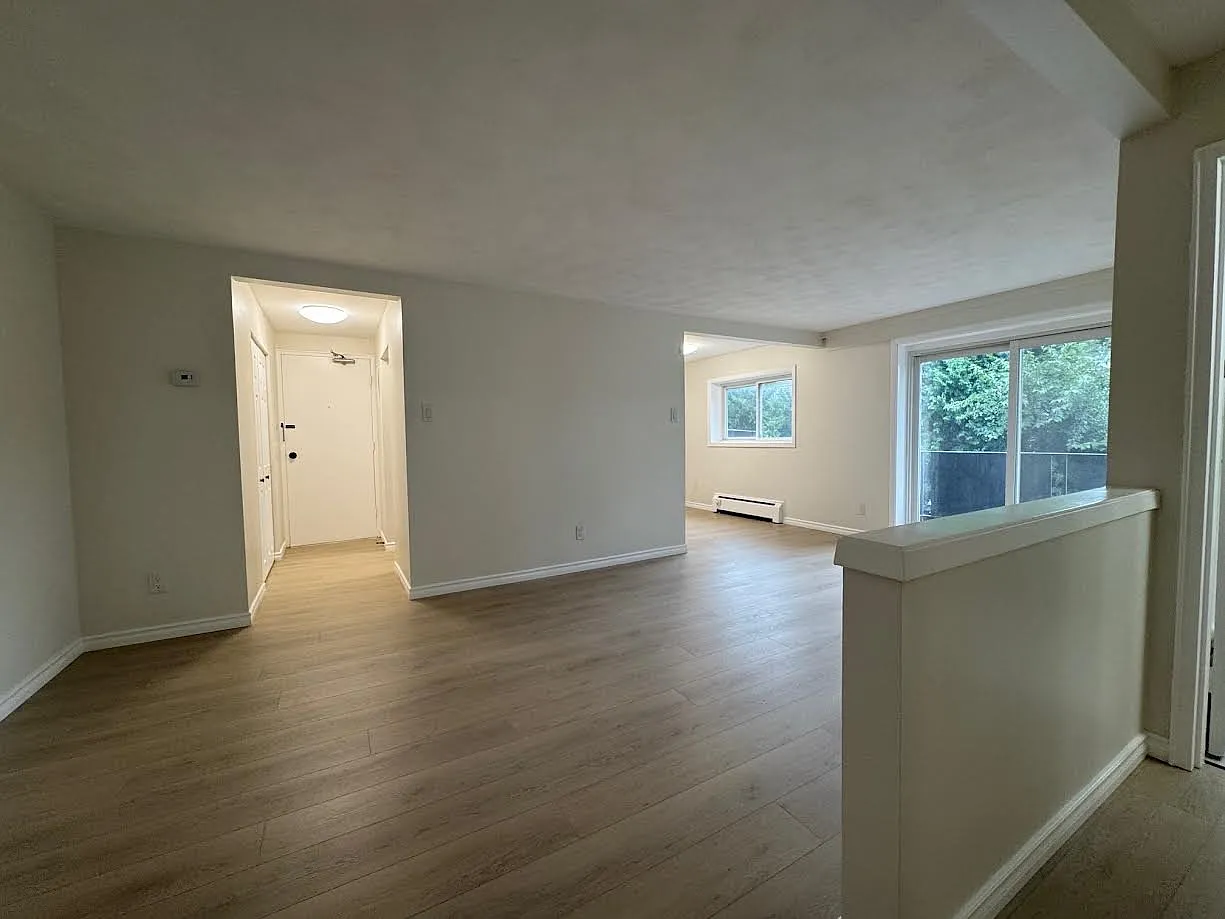 355 Clyde Road Cambridge — Photo 3