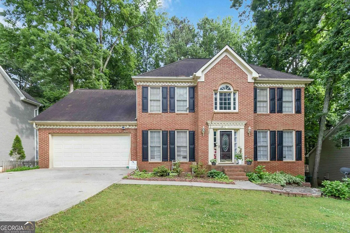 3500 Stillwood Dr photo 1