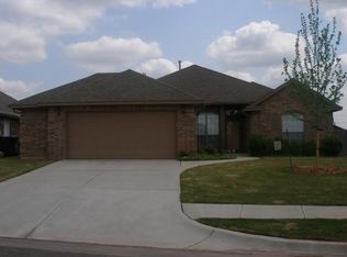 208 SW 132nd Pl, Oklahoma City, OK 73170