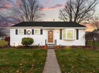 121 E Walnut St, Monroe, IN 46772