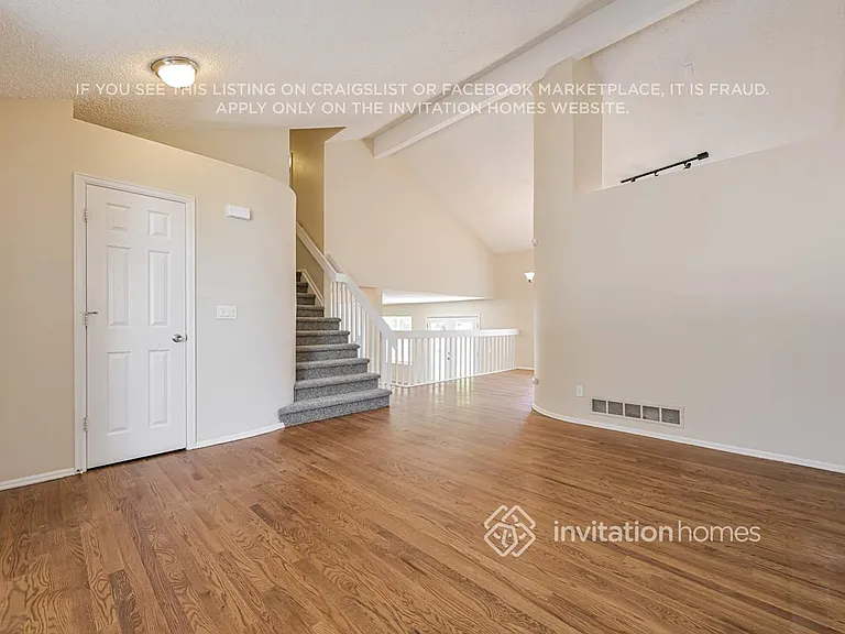 9636 Lameria Dr — Photo 6