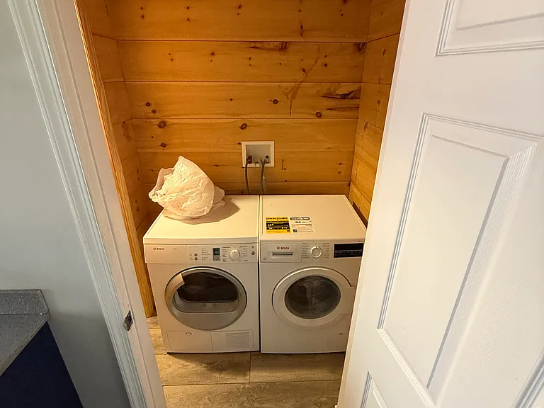 109 Washington St #2 — Photo 3
