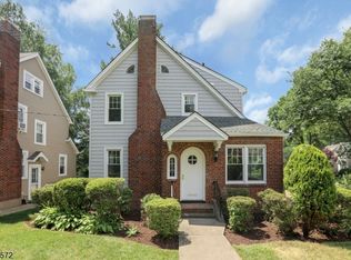 669 Bogert Rd, River Edge, NJ 07661