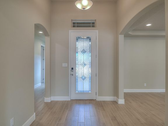 5th image of 6309 Buckthorn Pl NW