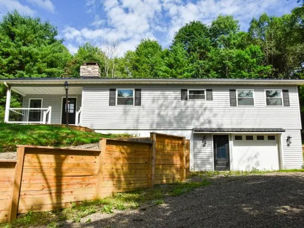11 Page Hollow Rd, Warren, PA 16365