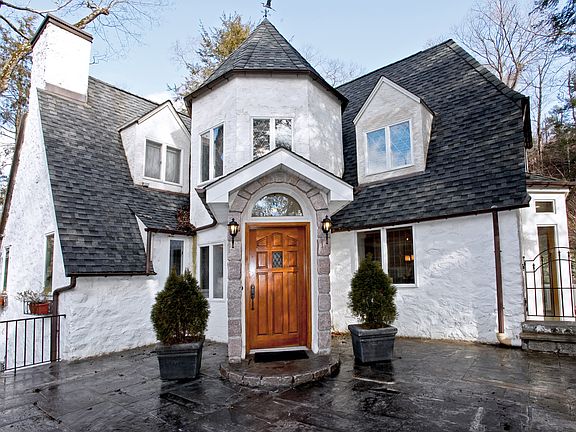 A Terrace overlooking tranquil Duck Pond