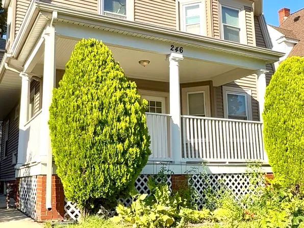 246 Waterman St APT 2, Providence, RI 02906
