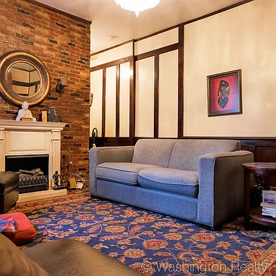 Rented by Washington Realty Corp. | media 2