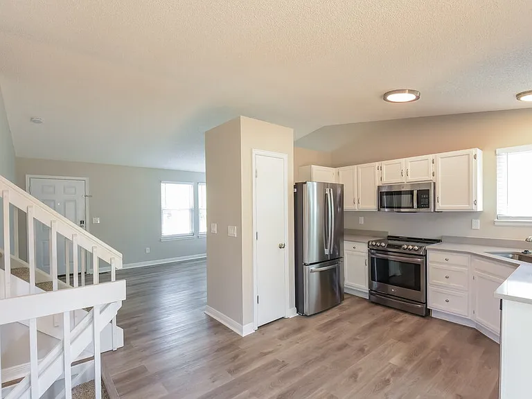 5763 S Quatar Cir — Photo 8
