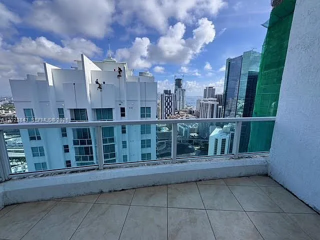 41 SE 5th St #2411 — Photo 17