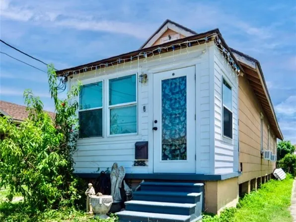 2925 Hollygrove St, New Orleans, LA 70118