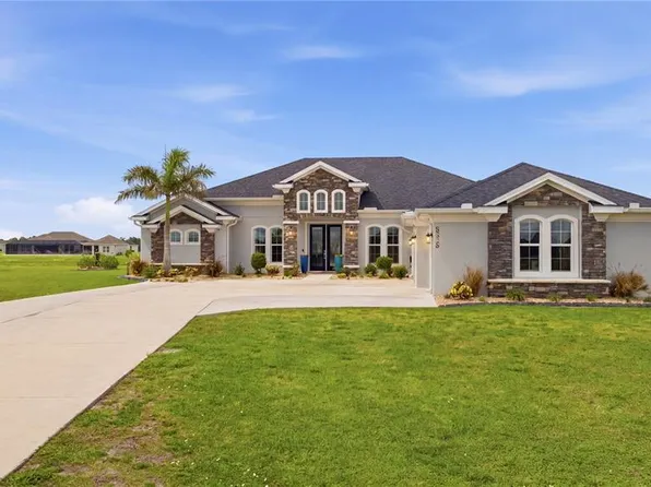 5315 San Remo Cir, Wimauma, FL 33598