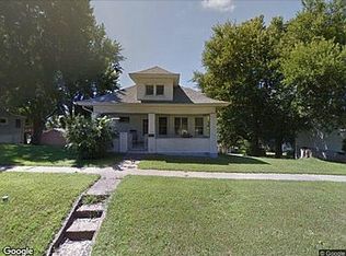 818 10th Ave, Fulton, IL 61252