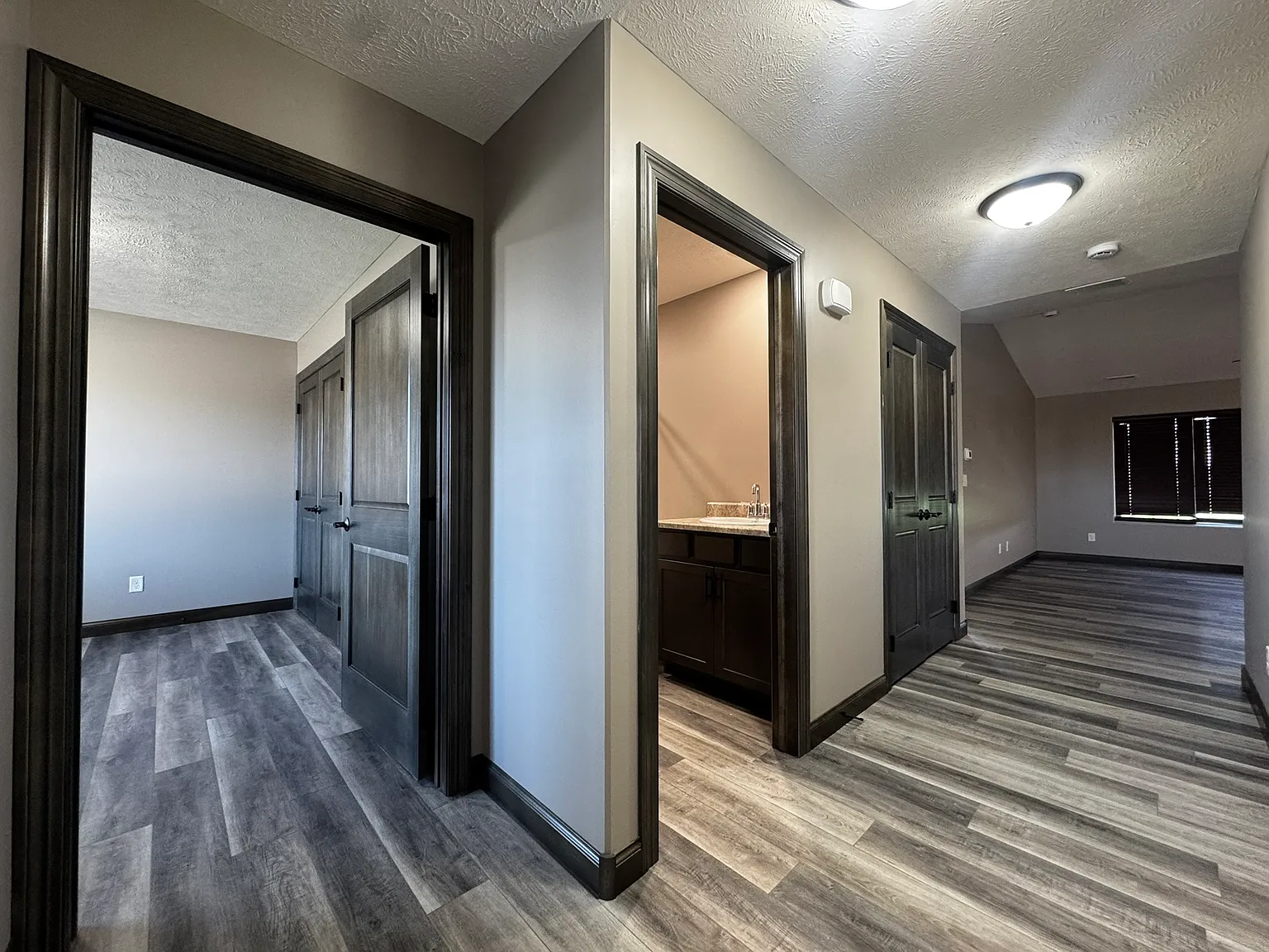 2 bed, 1311 sqft, $1,950 — Photo 2