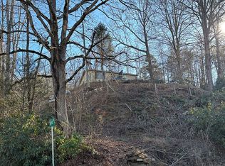 81 Sherrill Dr, Franklin, NC 28734