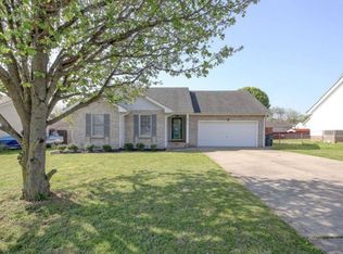 3218 Tabby Dr, Clarksville, TN 37042