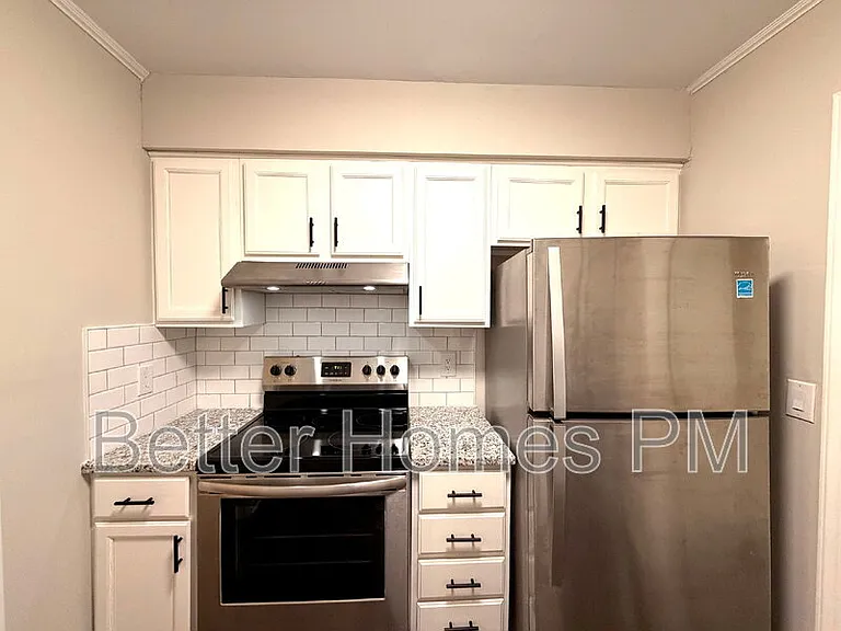 4840 N New Hope Rd #D — Photo 9