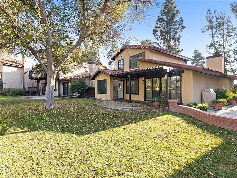 4157 Pinewood Lake Dr — Photo 29