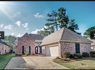 707 Versailles Dr, Ridgeland, MS 39157