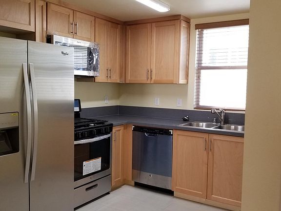 4th image of 13439 Burbank Blvd APT 205