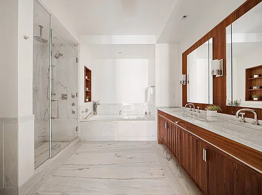 Sold by Compass | media 22