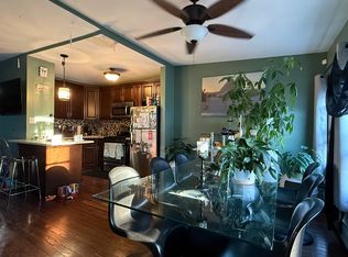 7131 69th Pl, Glendale, NY 11385