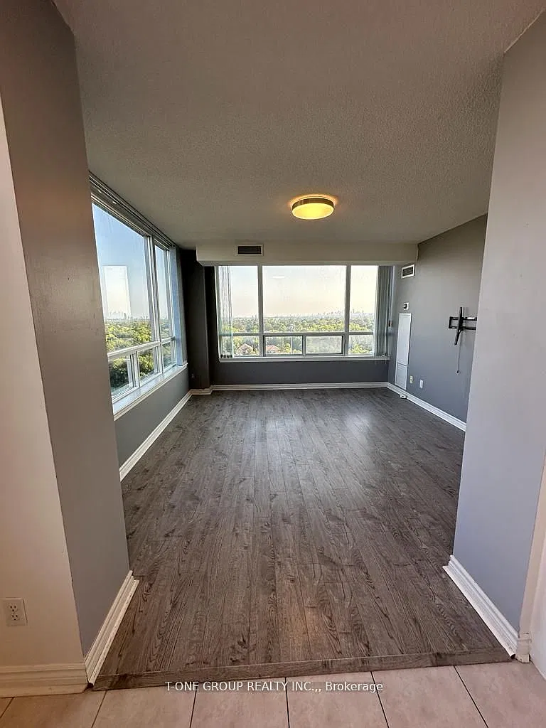 2 bed, $2,950 — Photo 4