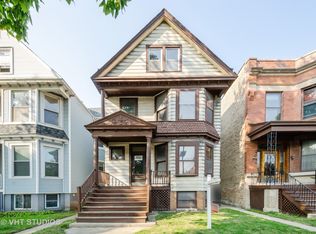 2050 W Addison St, Chicago, IL 60618