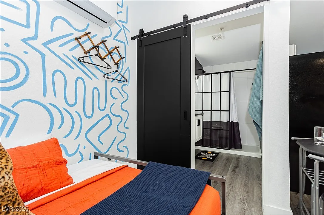 Studio, 1.0 bath, 1741 sqft, $1,400 — Photo 4