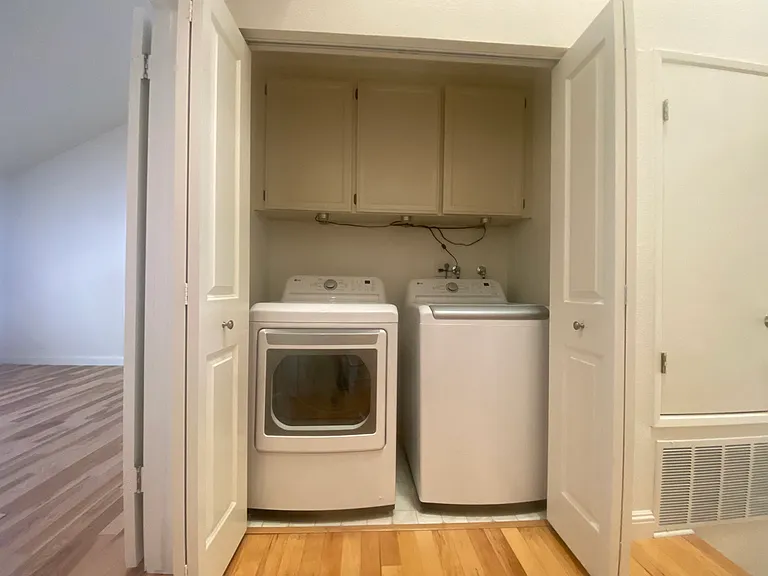 2446 Michele Jean Way — Photo 26