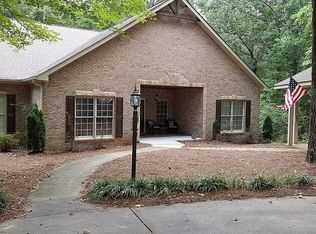 5685 Rolling Acres Ln, Cumming, GA 30028