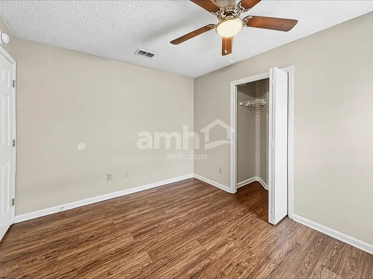 1819 Harbor Island Dr — Photo 17