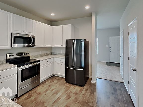 3rd image of 7304 Marina Del Ray