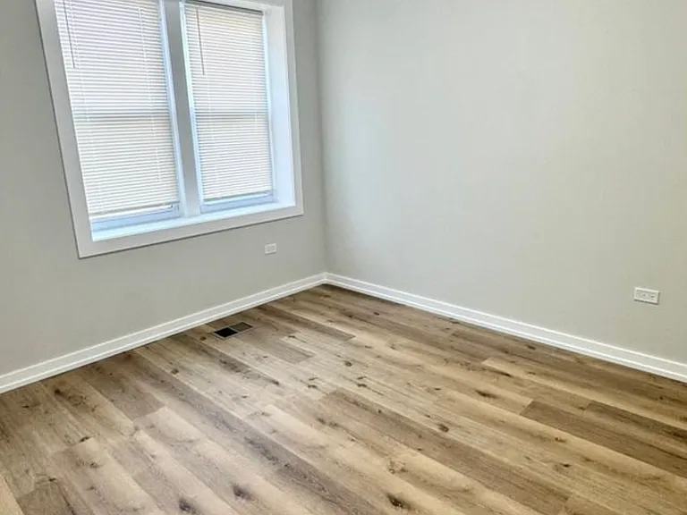 1110 W Marquette Rd #1 — Photo 5