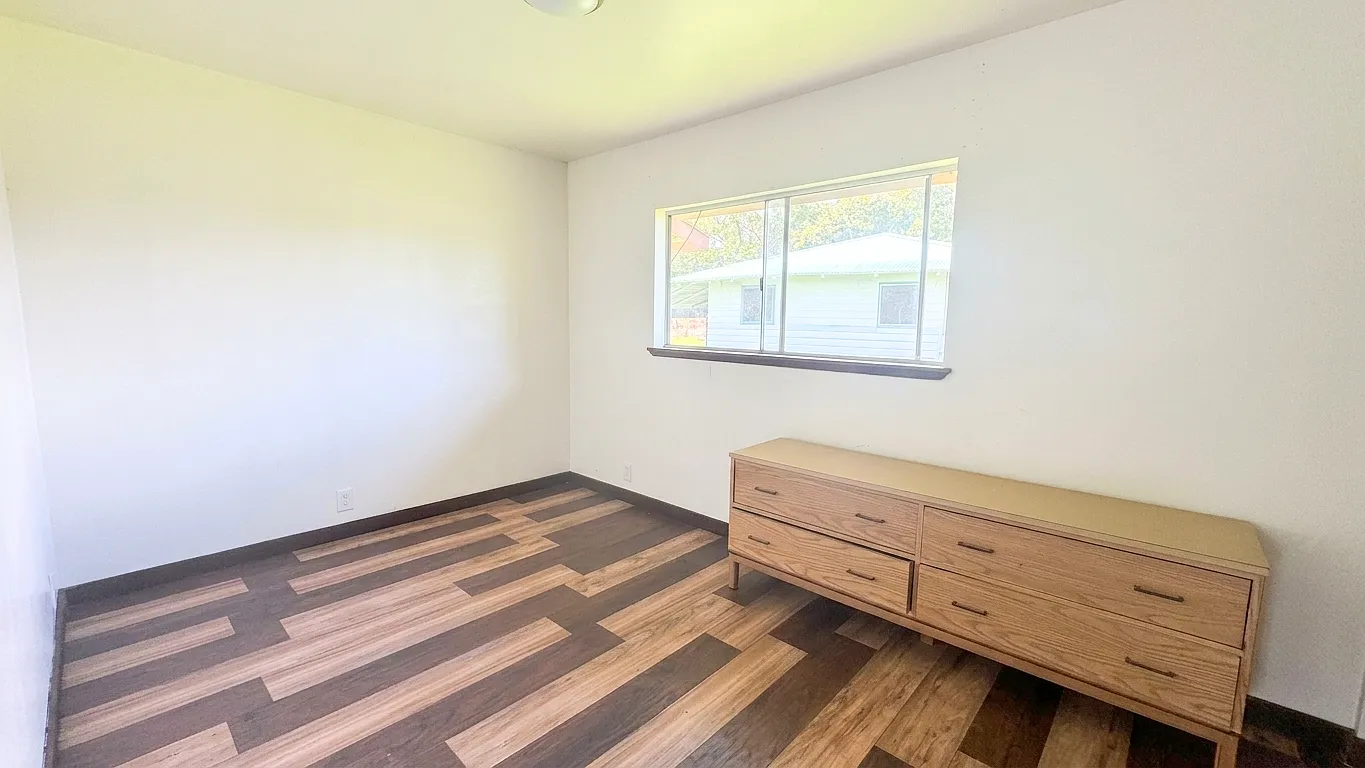 2 bed, $1,150 — Photo 3