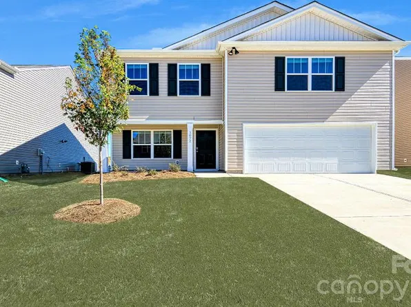 170 Wildbrook Dr, Waynesville, NC 28785