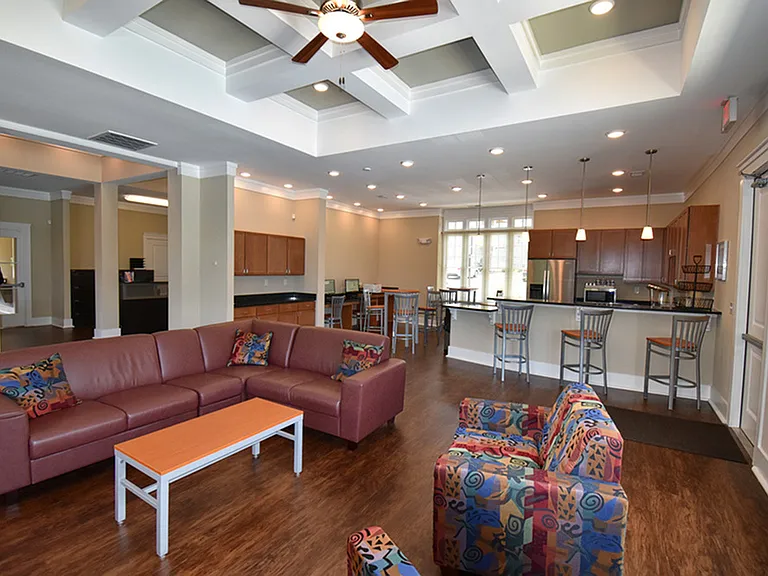 742 Upstate Campus Dr — Photo 18