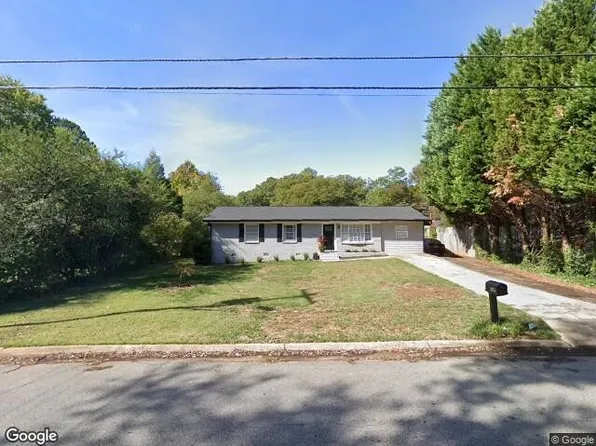 2804 Carolyn Dr, Powder Springs, GA 30127