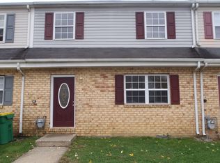 136 E Plover Dr, Newark, DE 19702